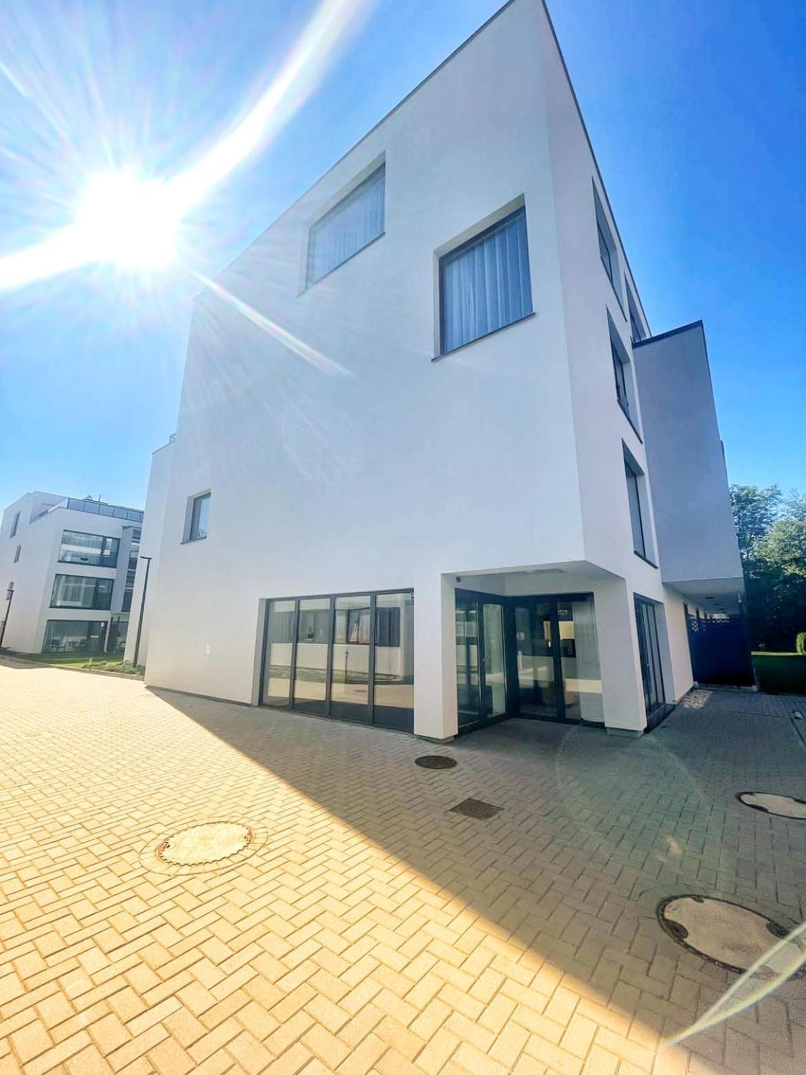 Apartment Lulu - Rosa - Hotelowe Z Klimatyzacja I Konsola Ps4 - Solny